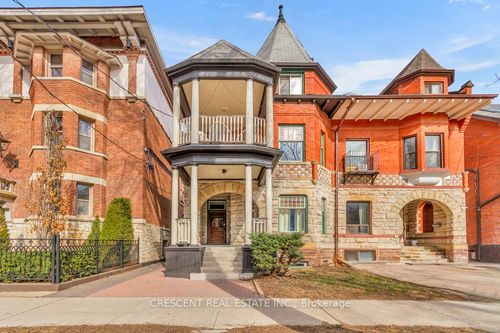 lower-83 Madison Ave, Toronto, ON, M5R2S3 | Card Image