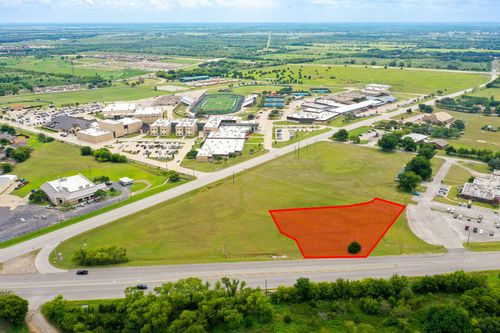 d-0 N Washington St, Kaufman, TX, 75142 | Card Image