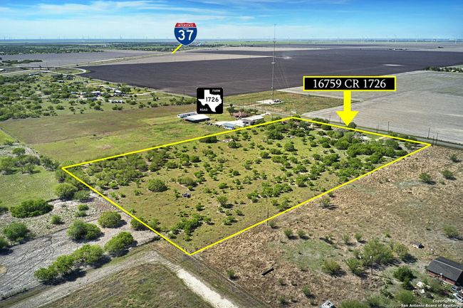 16759 County Road 1726, House other with 2 bedrooms, 1 bathrooms and null parking in Odem TX | Image 4
