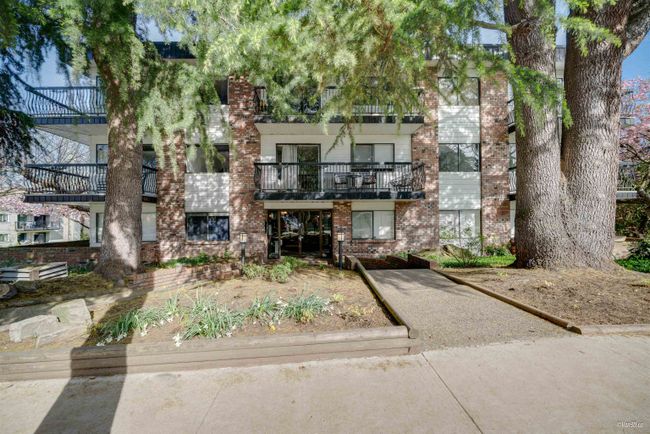 207 - 2330 Maple Street, Condo with 1 bedrooms, 1 bathrooms and 1 parking in Vancouver BC | Image 1