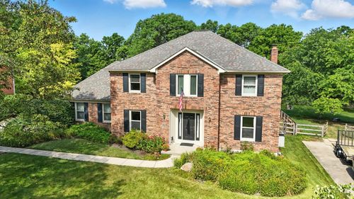 9647 Friar Tuck Dr, West Chester, OH, 45069-4250 | Card Image