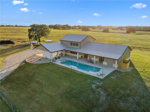 395 County Road 470, Chilton, TX, 76632-3123 | Card Image