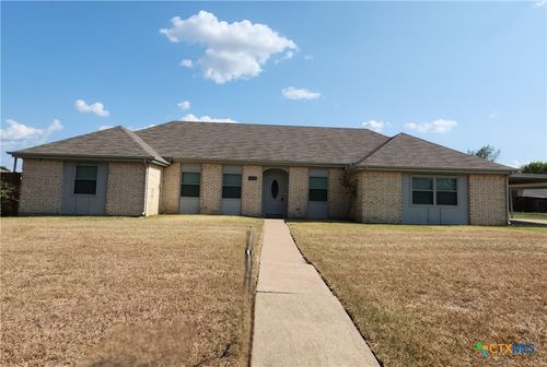 1000 La Villeta St, Mexia, TX, 76667-2235 | Card Image