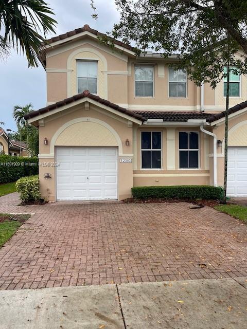 124th Ct, Miami, FL 33186