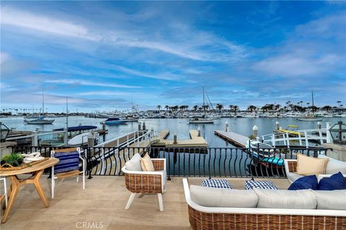 339 Via Lido Soud, Newport Beach, CA, 92663-4615 | Card Image