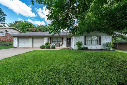 1006 Forest Trl, Jacksonville, TX, 75766-3560 | Card Image