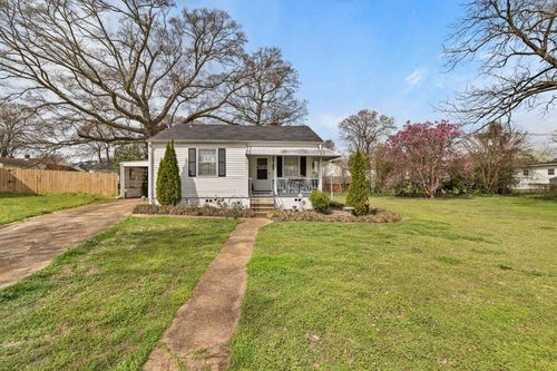 1208 Cedar Cir, Sheffield, AL, 35660-1635 | Card Image