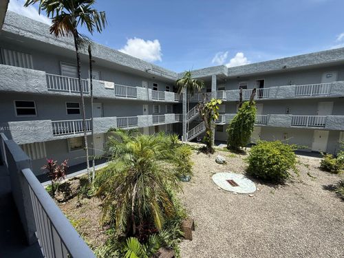 apt-f229-1725 W 60th St, Hialeah, FL, 33012-6847 | Card Image