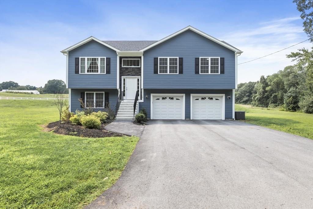 Barden Ln, Johnston, RI 02919