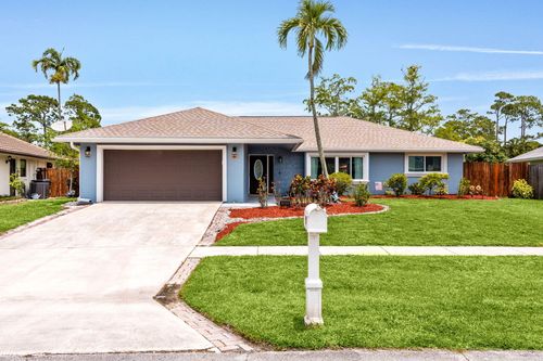 986 Cherry Ln, Wellington, FL, 33414-8537 | Card Image