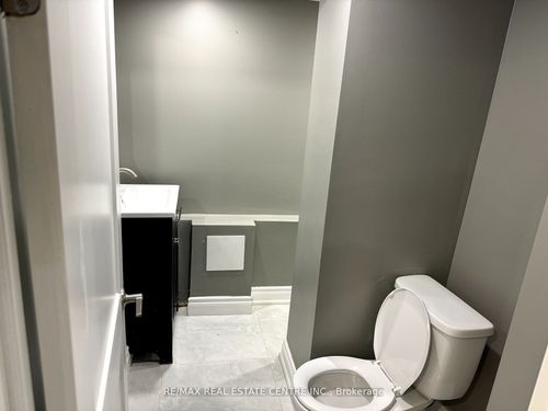 45 Leeming St, Hamilton, ON, L8L5T4 | Card Image