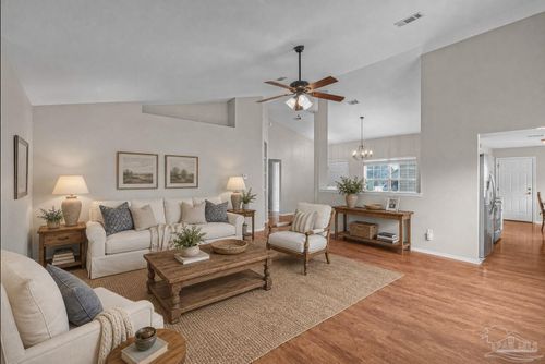 610 Hanley Downs Dr, Cantonment, FL, 32533-5745 | Card Image