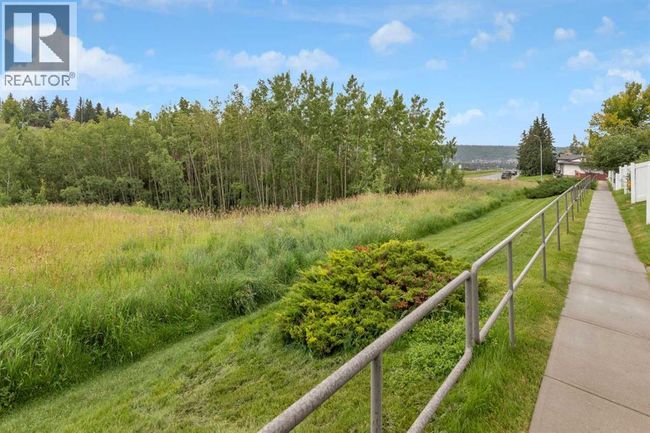 116 Silver Crest Dr Nw, Townhouse with 3 bedrooms, 2 bathrooms and 1 parking in Calgary AB | Image 30