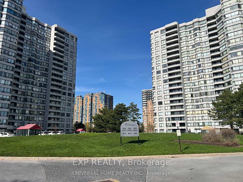 Residential in Toronto E07