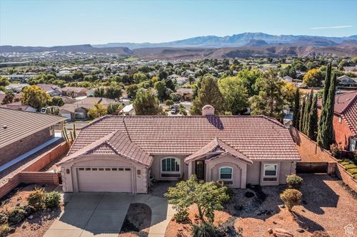 665 N Dusk Dr, St George, UT, 84770-5143 | Card Image