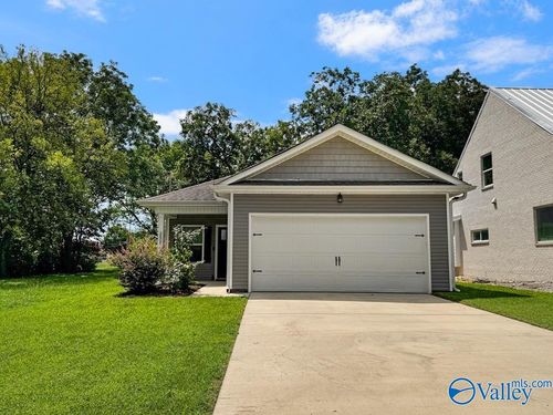 3605 7th Ave Sw, Huntsville, AL, 35805-3533 | Card Image