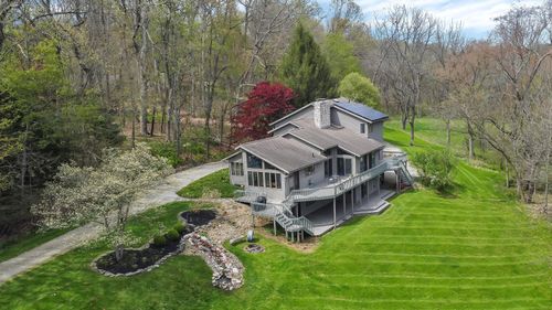 305 E Woodside Dr, Gambier, OH, 43022-7712 | Card Image