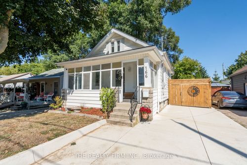 166 Giles St, London, ON, N5Z2W1 | Card Image