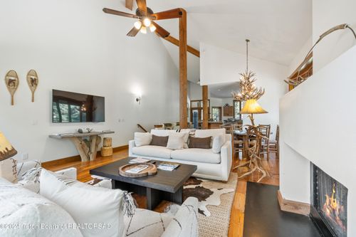 4-3527 W Mccollister Dr, Teton Village, WY, 83025 | Card Image