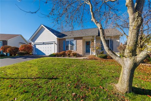 32 Parliament Cir, Greece, NY, 14616-1669 | Card Image