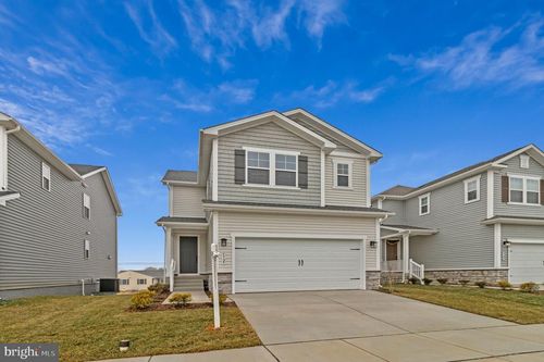 5729 Howard Dr, Glen Burnie, MD, 21061-2196 | Card Image