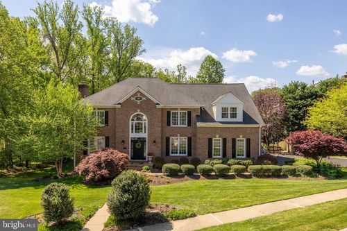 1257 New Bedford Ln, Reston, VA, 20194-1332 | Card Image
