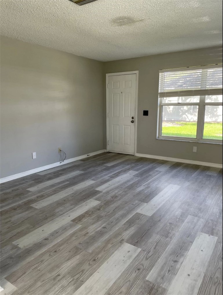 Residential Lease in Vero Beach 5