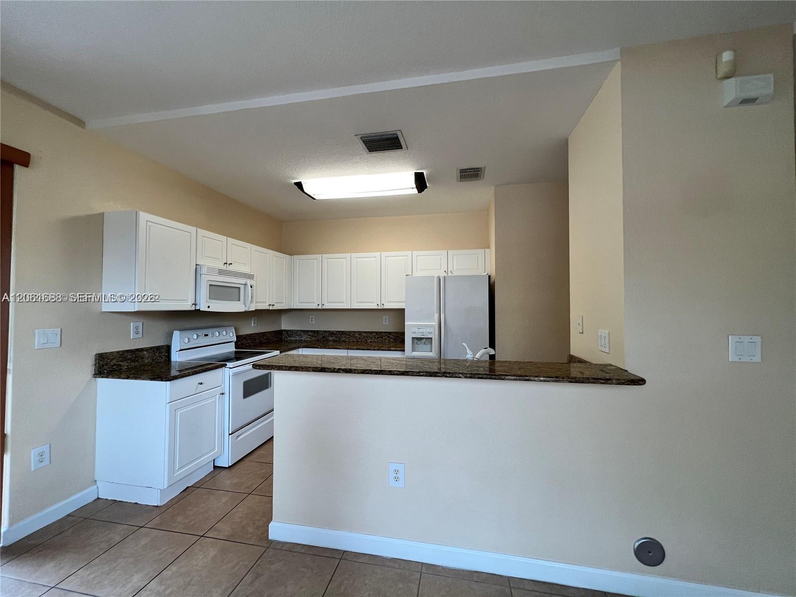 Residential Lease in Cutler Bay 4