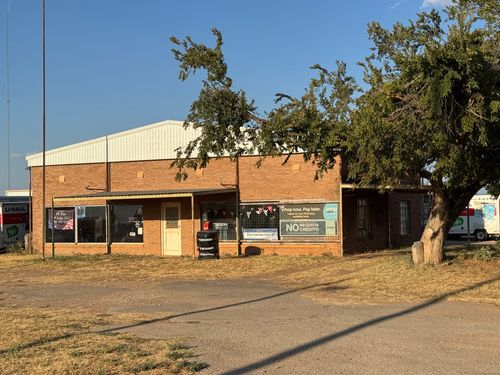 1946 Us Highway 277 B, Seymour, TX, 76380-6899 | Card Image