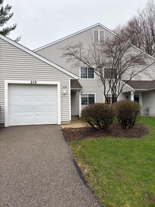 3-219 Hunters Lane Ne, Rockford, MI, 49341 | Card Image