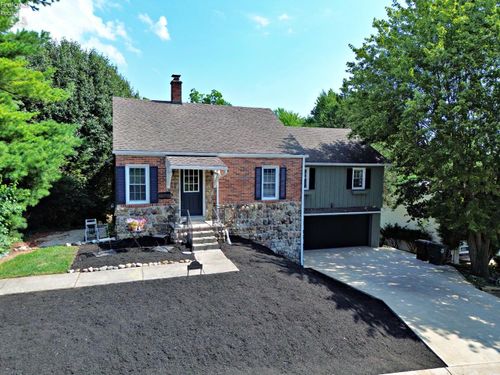 109 Rosa St, Tiffin, OH, 44883-3131 | Card Image