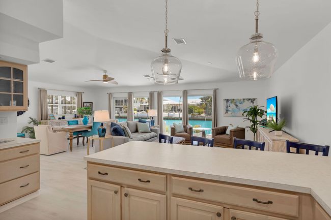 Open Concept Living | Image 18