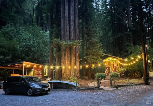 17131 Canyon Two Rd, Rio Nido, CA, 95471 | Card Image