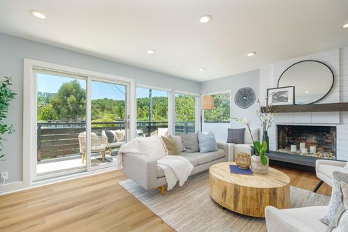 22 Redwood Ave, Corte Madera, CA, 94925-1487 | Card Image