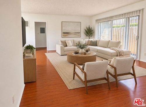 9-18444 Collins Street, Tarzana, CA, 91356 | Card Image