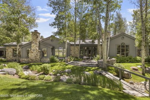 50 Huckleberry Dr, Jackson, WY, 83001-9391 | Card Image