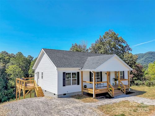185 Riverview Dr, Canton, NC, 28716-3589 | Card Image