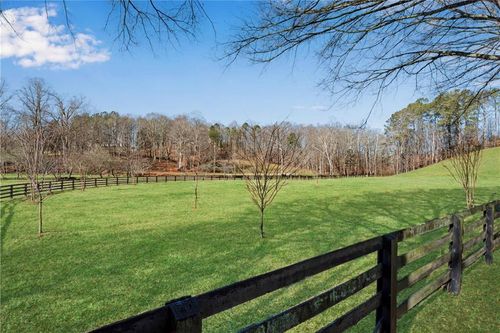 111 Allmond Ln, Alpharetta, GA, 30004-2462 | Card Image