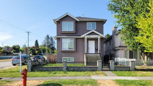 3096 E 26th Ave, Vancouver, BC, V5R1L6 | Card Image