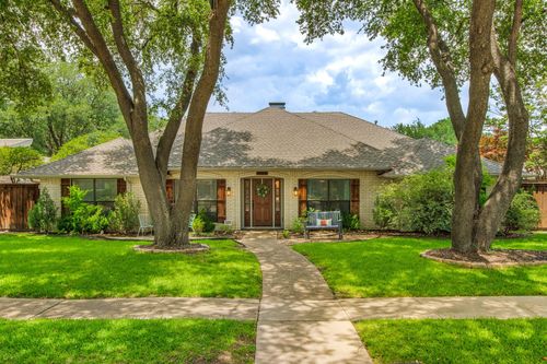 2703 W Prairie Creek Dr, Richardson, TX, 75080-2026 | Card Image