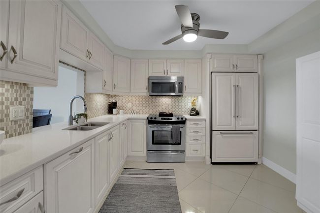 602 - 5100 N Ocean Blvd, Condo with 1 bedrooms, 1 bathrooms and null parking in Lauderdale By The Sea FL | Image 6