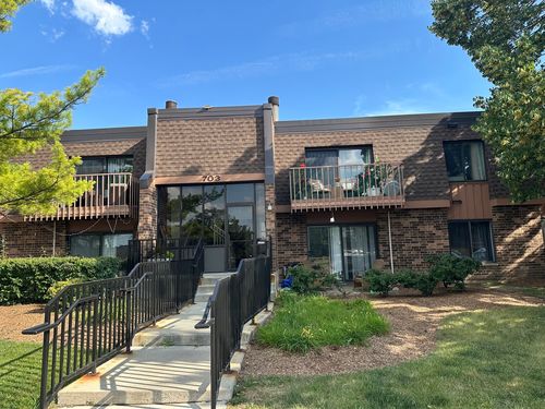 2b-703 Waterford Rd S, Schaumburg, IL, 60193-5605 | Card Image