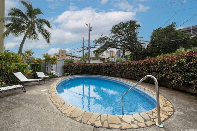 PHA - 1111 Wilder Ave, Condo with 2 bedrooms, 2 bathrooms and 1 parking in Honolulu HI | Image 24