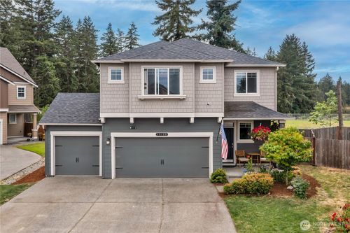 19126 110th Avenue Ct E, Puyallup, WA, 98374-6494 | Card Image