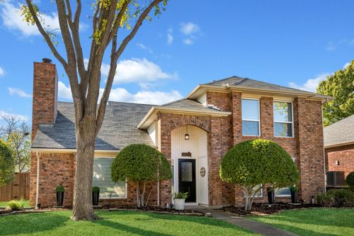3803 Virginia Pine Cir, Carrollton, TX, 75007-1042 | Card Image