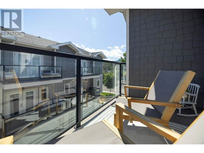 16 - 644 Lequime Rd, Townhouse with 4 bedrooms, 4 bathrooms and 2 parking in Kelowna BC | Image 19
