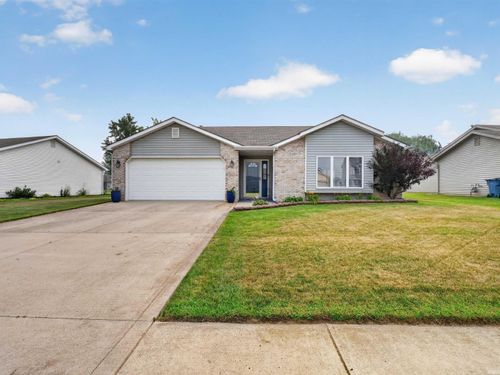 15822 Grand Willow Boulevard, Huntertown, IN, 46748-9258 | Card Image