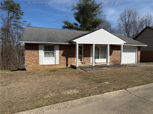 61 Cambridge Dr, Culloden, WV, 25510-9412 | Card Image