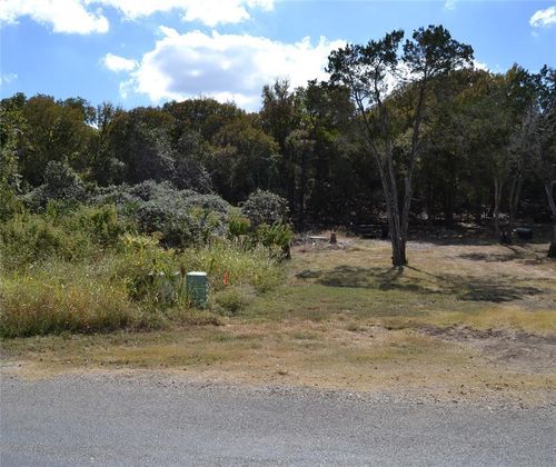 223 Pleasant Valley Rd, Wimberley, TX, 78676-2208 | Card Image