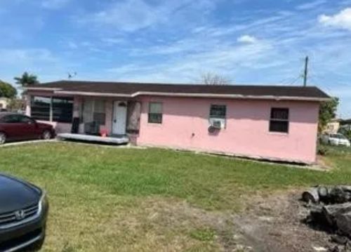 1228 Vaughn Cir, Belle Glade, FL, 33430-4216 | Card Image
